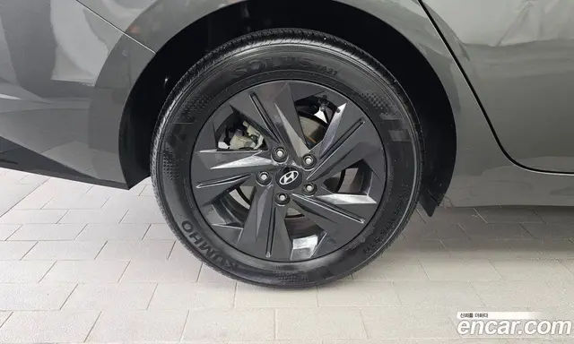 Hyundai Avante 2021 1.6 автомат (гидро), миниатюра 5 Hyundai Avante 2021 1.6 автомат (гидро), миниатюра 5