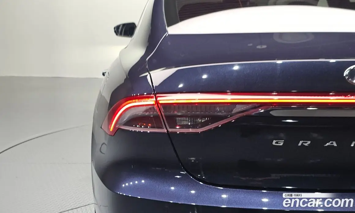 Hyundai Grandeur 2020 3.3 автомат (гидро), фото 9 Hyundai Grandeur 2020 3.3 автомат (гидро), фото 9