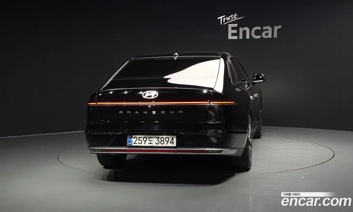 Hyundai Grandeur 2024 2.5 автомат (гидро), фото 3 Hyundai Grandeur 2024 2.5 автомат (гидро), фото 3