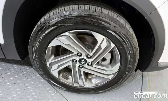Hyundai Santa Fe 2023 2.5 автомат (гидро), миниатюра 5