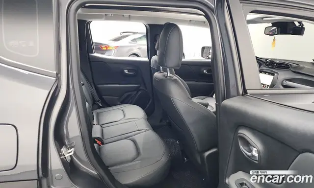 Jeep Renegade 2022 1.3 автомат (гидро), миниатюра 12