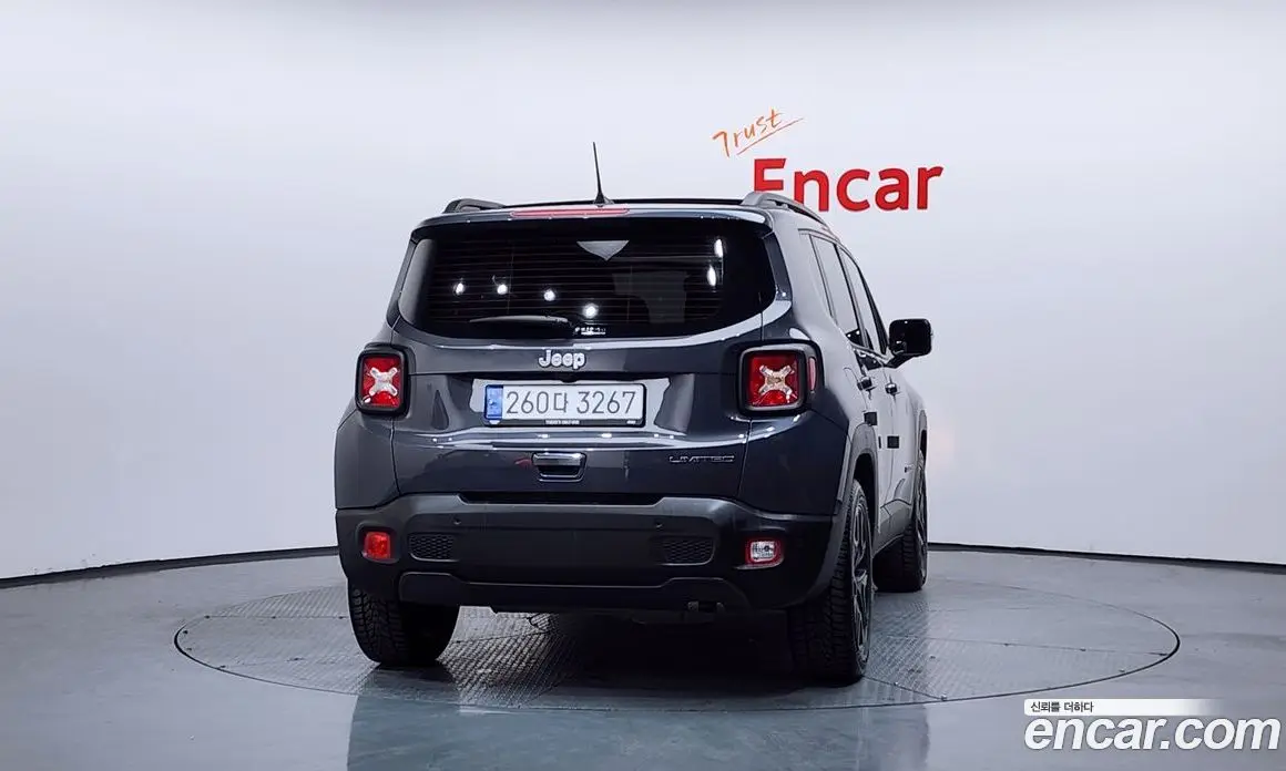 Jeep Renegade 2022 1.3 автомат (гидро), фото 4 Jeep Renegade 2022 1.3 автомат (гидро), фото 4