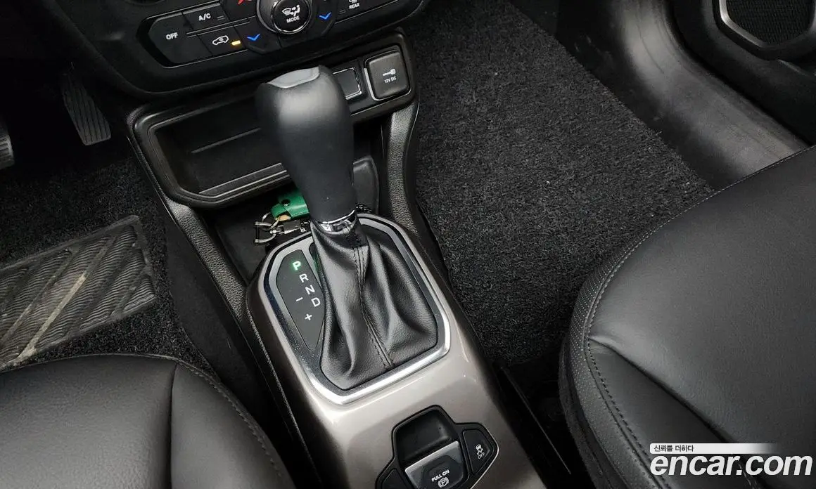 Jeep Renegade 2022 1.3 автомат (гидро), фото 9 Jeep Renegade 2022 1.3 автомат (гидро), фото 9