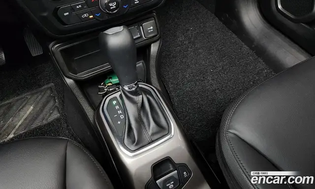Jeep Renegade 2022 1.3 автомат (гидро), миниатюра 9 Jeep Renegade 2022 1.3 автомат (гидро), миниатюра 9