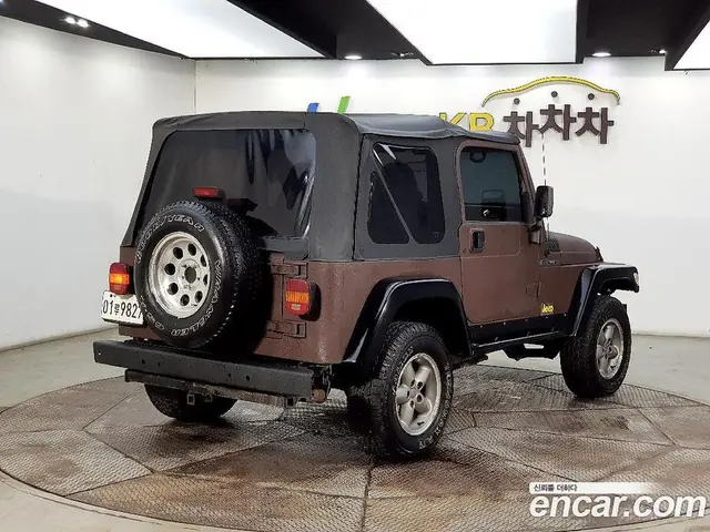 Jeep Wrangler 1997 2.5 механика, миниатюра 4 Jeep Wrangler 1997 2.5 механика, миниатюра 4