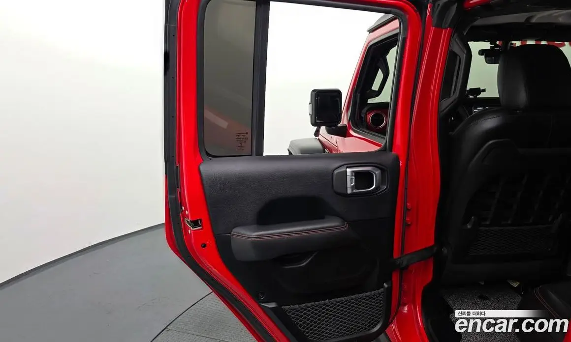 Jeep Wrangler 2018 2.0 автомат (гидро), фото 15 Jeep Wrangler 2018 2.0 автомат (гидро), фото 15