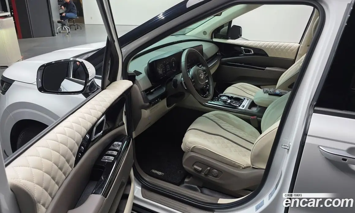 Kia Carnival 2021 3.5 автомат (гидро), фото 13 Kia Carnival 2021 3.5 автомат (гидро), фото 13