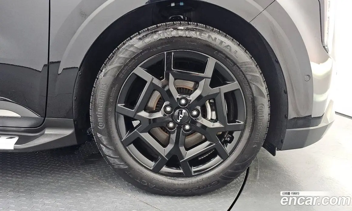 Kia Carnival 2023 2.2 автомат (гидро), фото 6