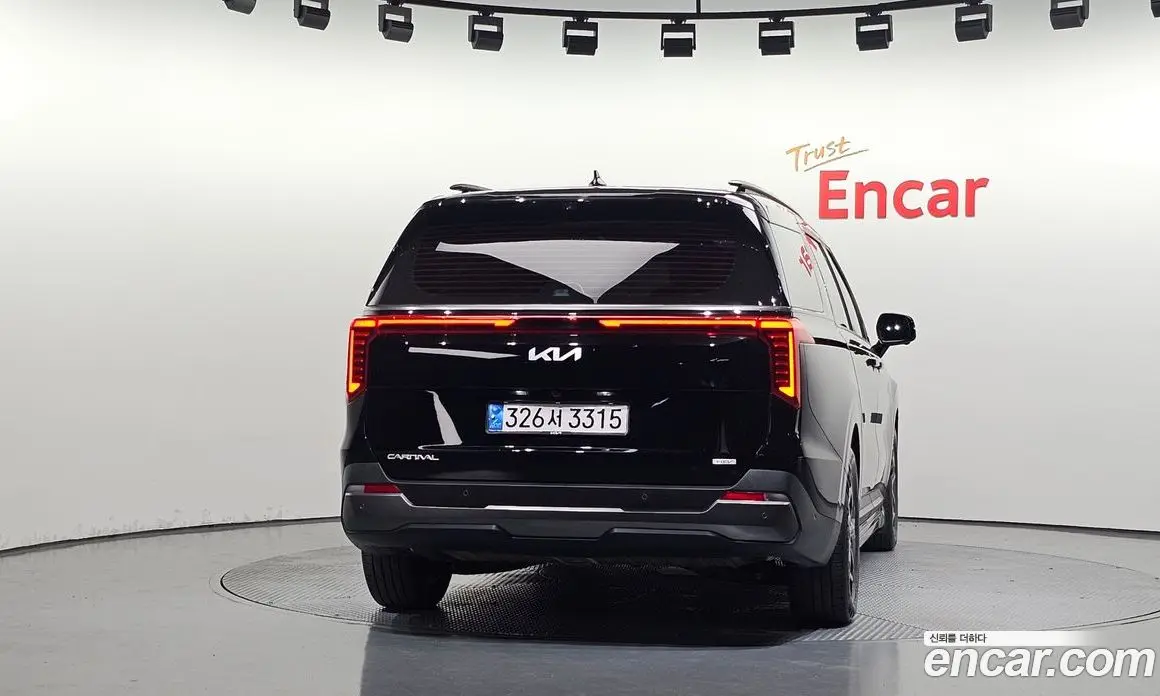 Kia Carnival 2024 1.6 автомат (гидро), фото 4 Kia Carnival 2024 1.6 автомат (гидро), фото 4