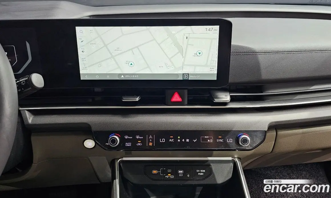 Kia Carnival 2024 2.2 автомат (гидро), фото 18 Kia Carnival 2024 2.2 автомат (гидро), фото 18