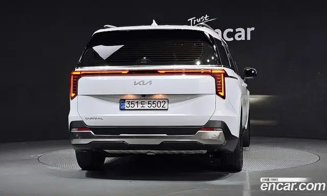 Kia Carnival 2024 2.2 автомат (гидро), миниатюра 4 Kia Carnival 2024 2.2 автомат (гидро), миниатюра 4