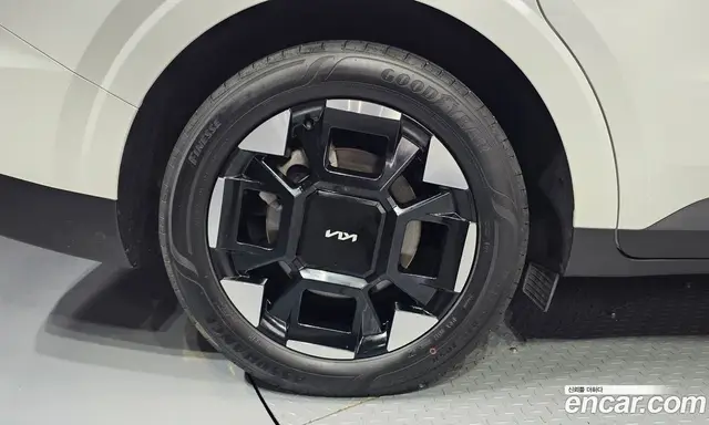 Kia Carnival 2024 2.2 автомат (гидро), миниатюра 5 Kia Carnival 2024 2.2 автомат (гидро), миниатюра 5