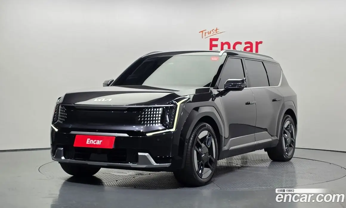 Kia EV9 2023 0.2 автомат (гидро), фото 1 Kia EV9 2023 0.2 автомат (гидро), фото 1