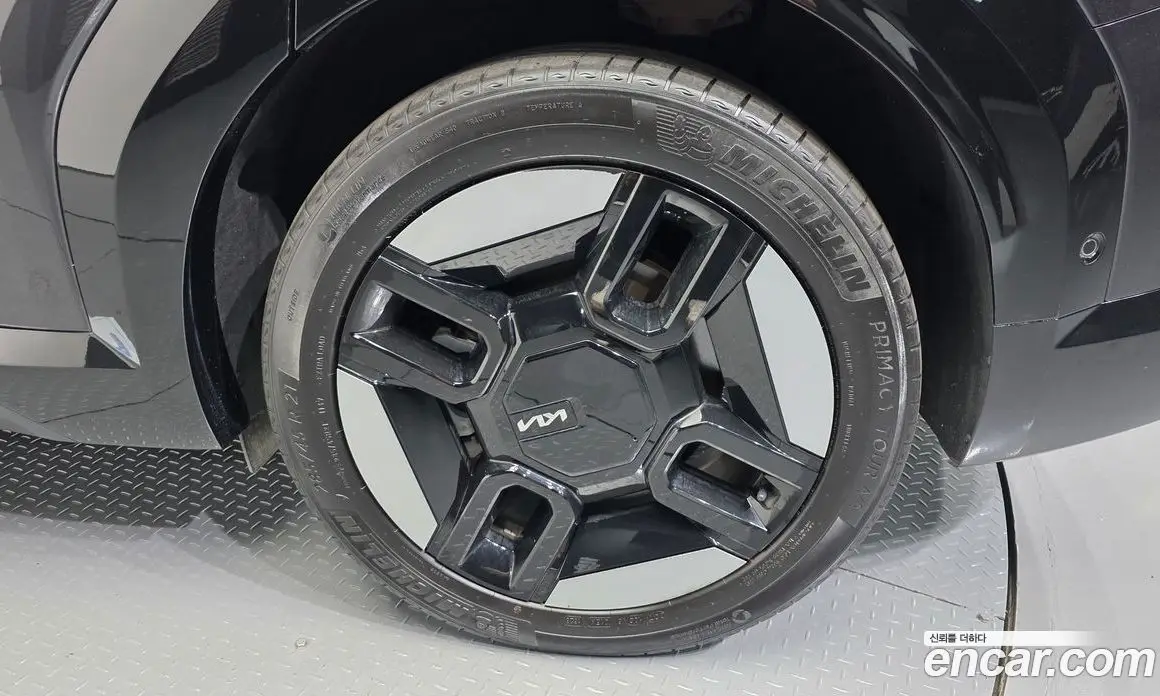 Kia EV9 2023 0.2 автомат (гидро), фото 5 Kia EV9 2023 0.2 автомат (гидро), фото 5