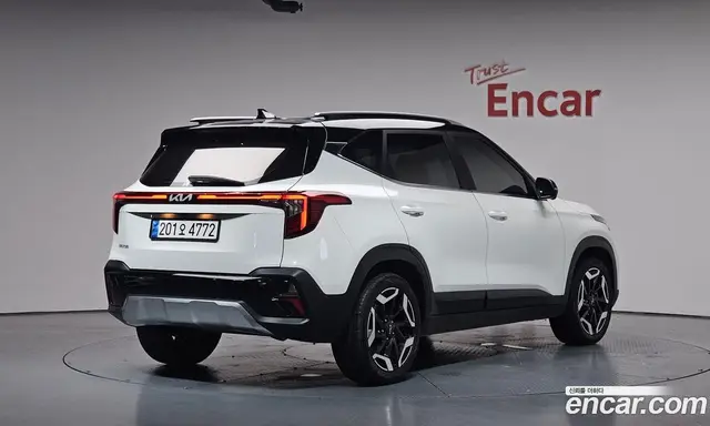 Kia Seltos 2024 1.6 автомат (гидро), миниатюра 1