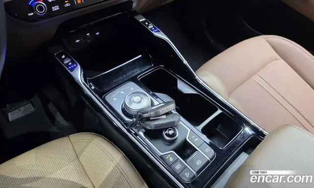 Kia Sorento 2024 1.6 автомат (гидро), миниатюра 12