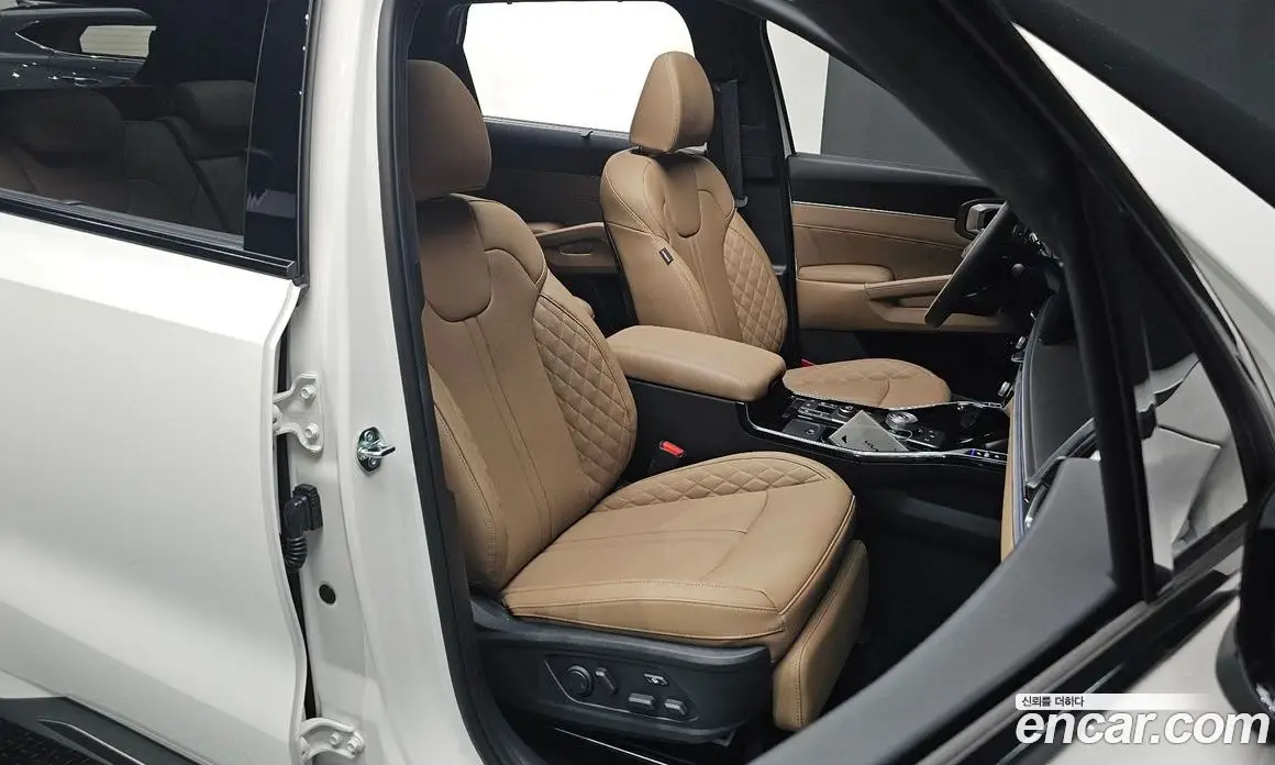 Kia Sorento 2026 1.6 автомат (гидро), фото 16 Kia Sorento 2026 1.6 автомат (гидро), фото 16