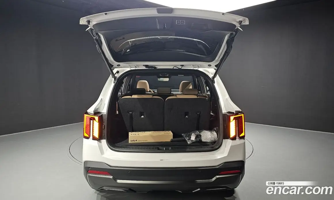 Kia Sorento 2026 1.6 автомат (гидро), фото 31 Kia Sorento 2026 1.6 автомат (гидро), фото 31