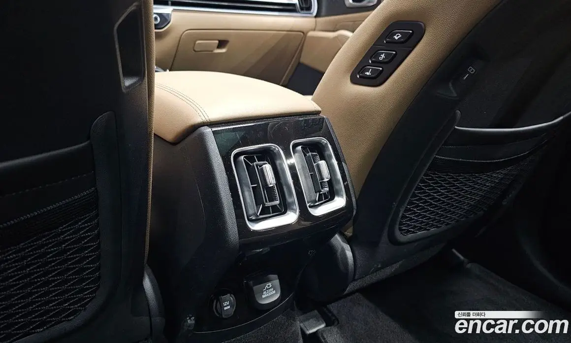 Kia Sorento 2026 1.6 автомат (гидро), фото 35 Kia Sorento 2026 1.6 автомат (гидро), фото 35
