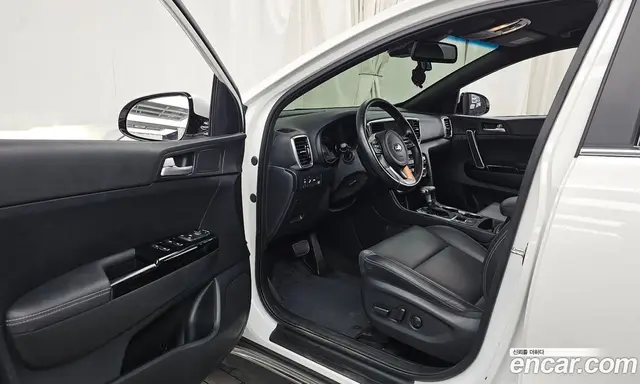 Kia Sportage 2020 2.0 автомат (гидро), миниатюра 10 Kia Sportage 2020 2.0 автомат (гидро), миниатюра 10