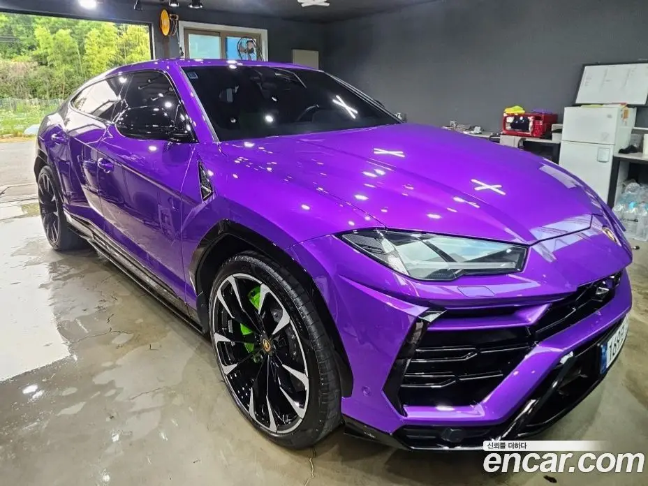 Lamborghini Urus 2022 4.0 автомат (гидро), фото 1 Lamborghini Urus 2022 4.0 автомат (гидро), фото 1