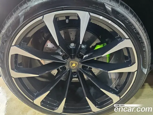 Lamborghini Urus 2022 4.0 автомат (гидро), миниатюра 5 Lamborghini Urus 2022 4.0 автомат (гидро), миниатюра 5