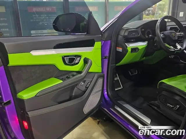 Lamborghini Urus 2022 4.0 автомат (гидро), миниатюра 6 Lamborghini Urus 2022 4.0 автомат (гидро), миниатюра 6