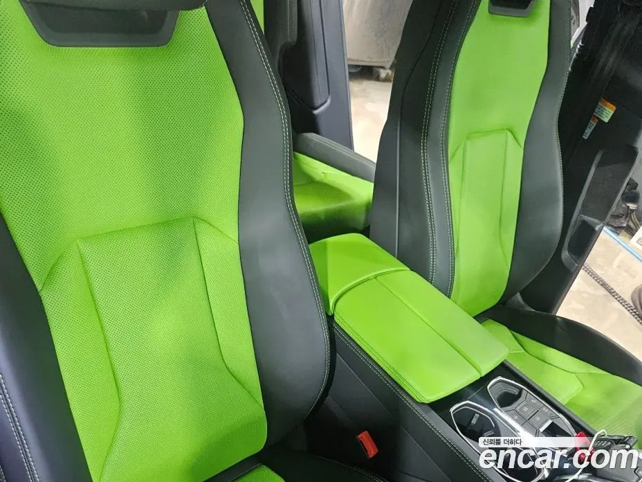 Lamborghini Urus 2022 4.0 автомат (гидро), фото 9 Lamborghini Urus 2022 4.0 автомат (гидро), фото 9