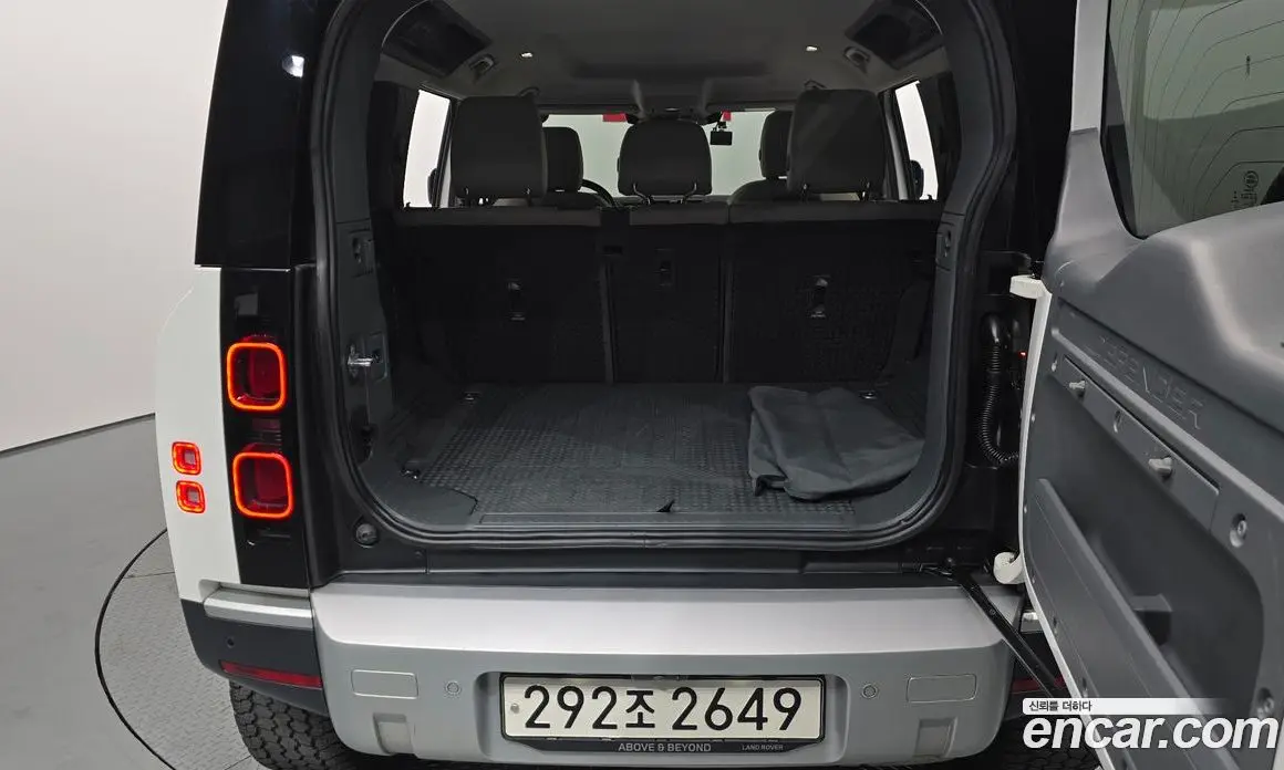 Land Rover Defender 2020 2.0 автомат (гидро), фото 20 Land Rover Defender 2020 2.0 автомат (гидро), фото 20