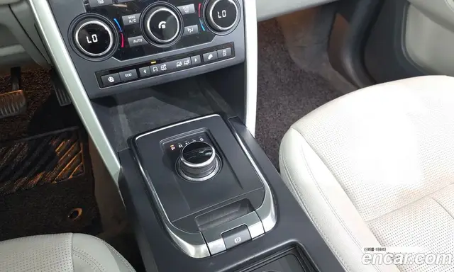 Land Rover Discovery Sport 2018 2.0 автомат (гидро), миниатюра 12