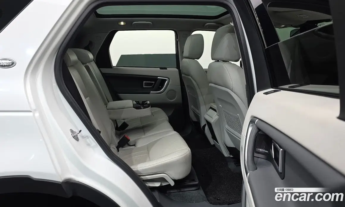 Land Rover Discovery Sport 2018 2.0 автомат (гидро), фото 18 Land Rover Discovery Sport 2018 2.0 автомат (гидро), фото 18