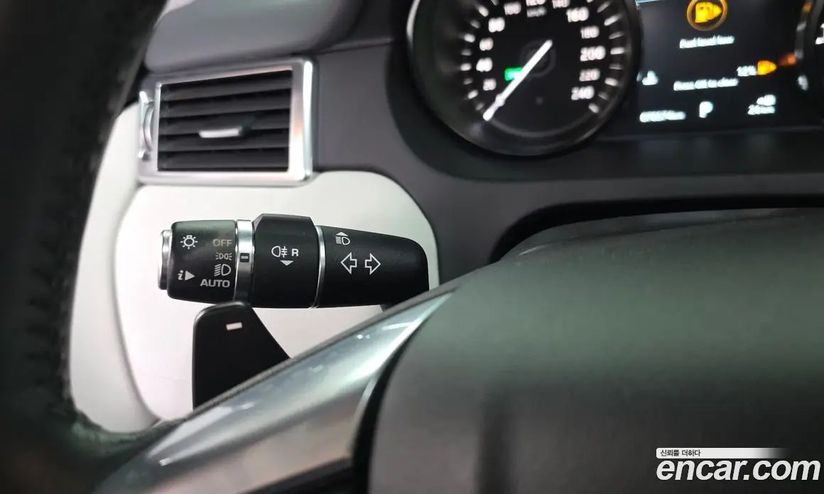 Land Rover Discovery Sport 2018 2.0 автомат (гидро), фото 23 Land Rover Discovery Sport 2018 2.0 автомат (гидро), фото 23