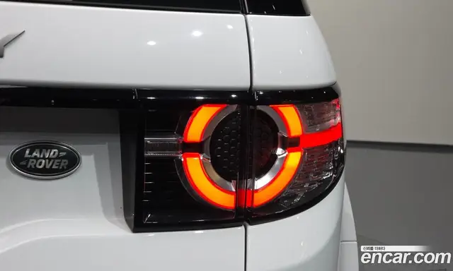 Land Rover Discovery Sport 2018 2.0 автомат (гидро), миниатюра 9 Land Rover Discovery Sport 2018 2.0 автомат (гидро), миниатюра 9