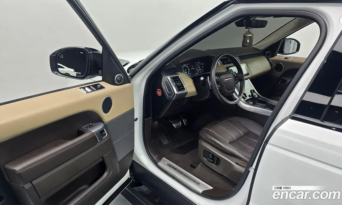 Land Rover Range Rover Sport 2019 3.0 автомат (гидро), фото 17 Land Rover Range Rover Sport 2019 3.0 автомат (гидро), фото 17