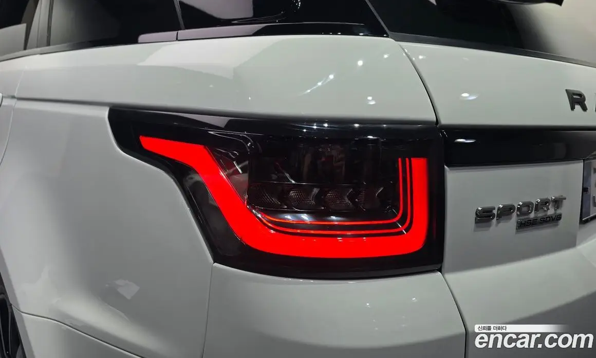 Land Rover Range Rover Sport 2019 3.0 автомат (гидро), фото 9 Land Rover Range Rover Sport 2019 3.0 автомат (гидро), фото 9