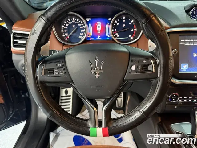 Maserati Ghibli 2016 3.0 автомат (гидро), миниатюра 12