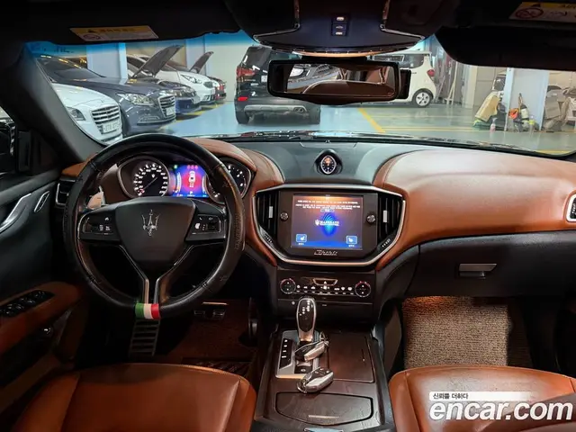 Maserati Ghibli 2016 3.0 автомат (гидро), миниатюра 7 Maserati Ghibli 2016 3.0 автомат (гидро), миниатюра 7