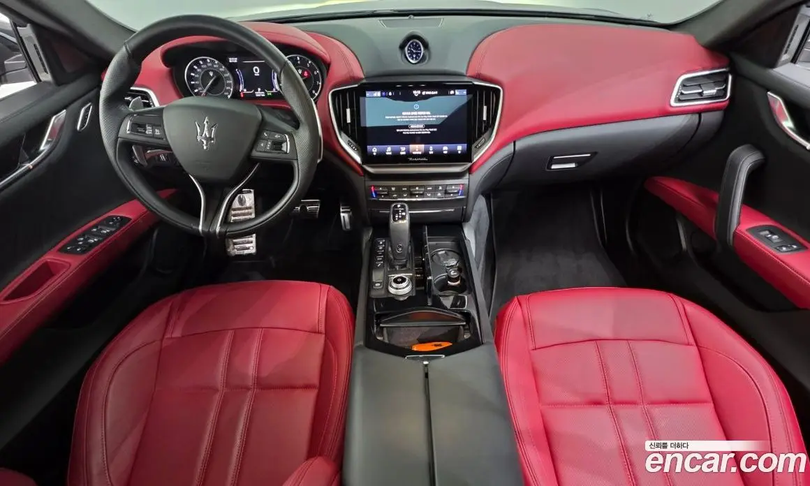 Maserati Ghibli 2022 3.0 автомат (гидро), фото 7 Maserati Ghibli 2022 3.0 автомат (гидро), фото 7