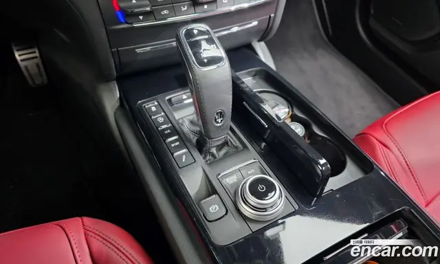 Maserati Ghibli 2022 3.0 автомат (гидро), миниатюра 9 Maserati Ghibli 2022 3.0 автомат (гидро), миниатюра 9