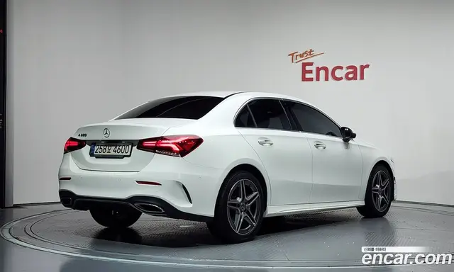 Mercedes-Benz A-Class 2020 2.0 автомат (гидро), миниатюра 2