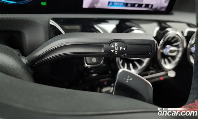 Mercedes-Benz A-Class 2020 2.0 автомат (гидро), миниатюра 12