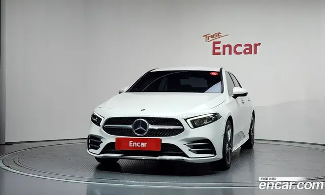 Mercedes-Benz A-Class 2020 2.0 автомат (гидро), миниатюра 3