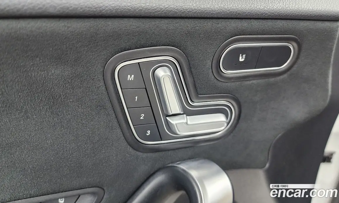 Mercedes-Benz A-Class 2020 2.0 автомат (гидро), фото 25