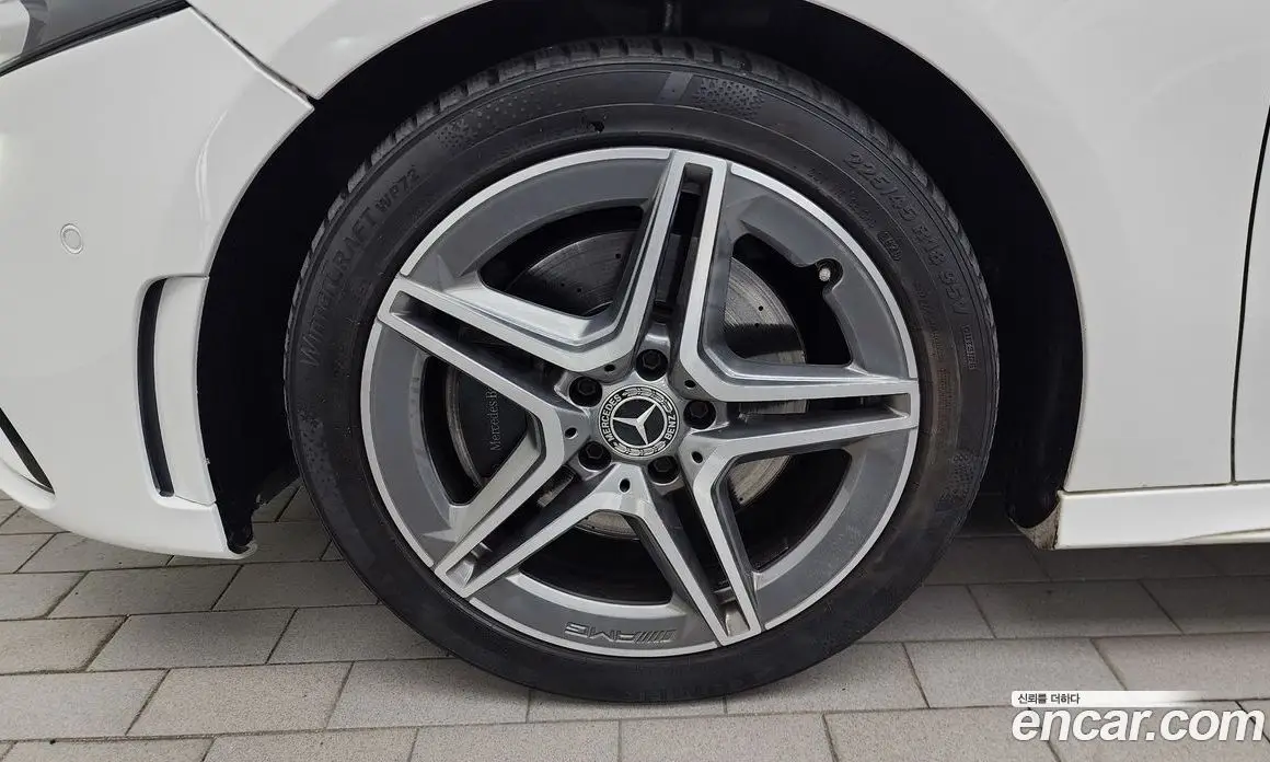 Mercedes-Benz A-Class 2020 2.0 автомат (гидро), фото 5