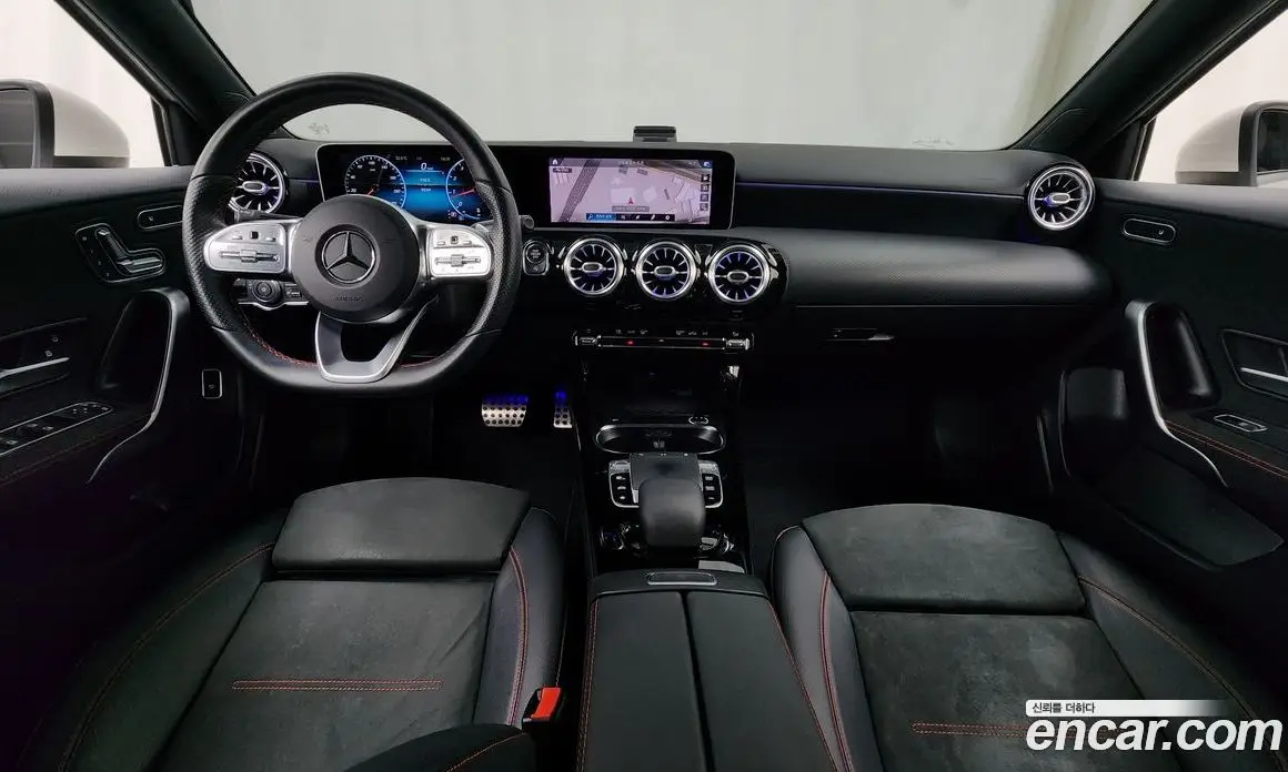 Mercedes-Benz A-Class 2020 2.0 автомат (гидро), фото 10
