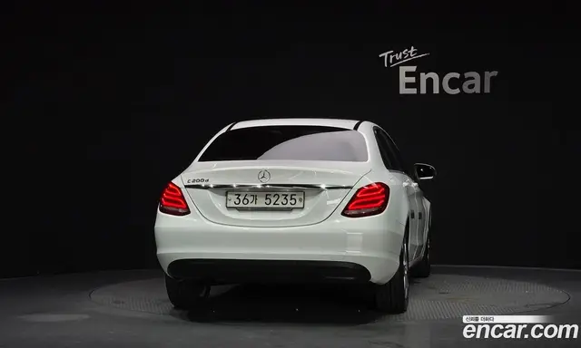 Mercedes-Benz C-Class 2017 1.6 автомат (гидро), миниатюра 4 Mercedes-Benz C-Class 2017 1.6 автомат (гидро), миниатюра 4