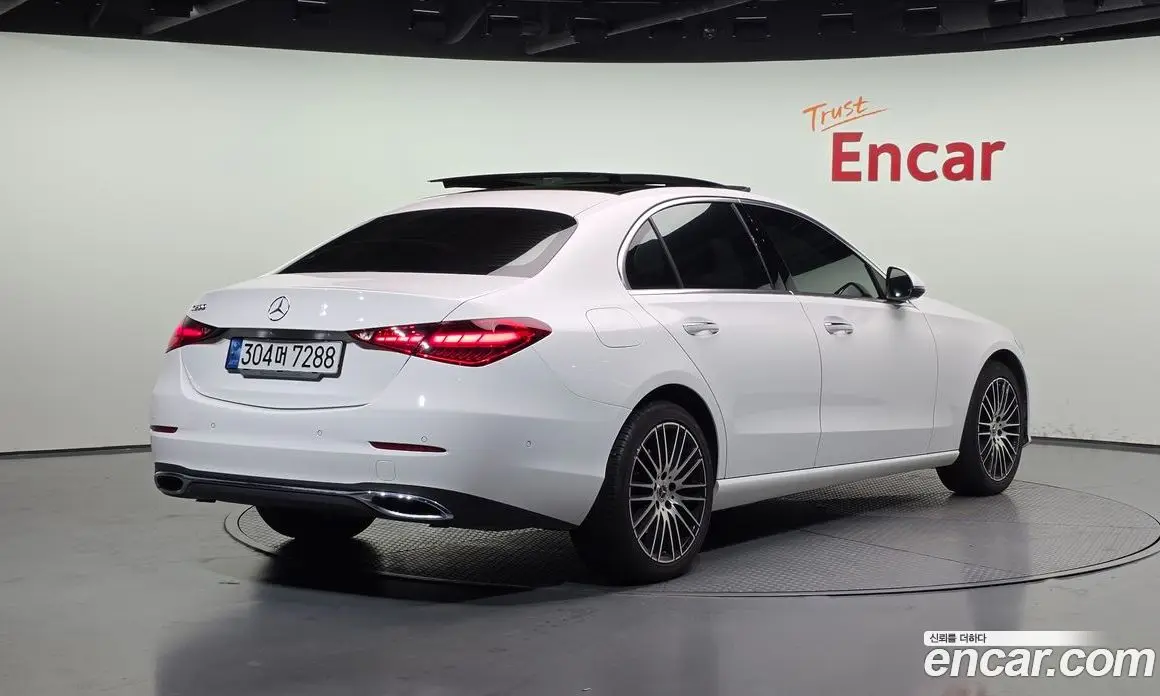 Mercedes-Benz C-Class 2022 2.0 автомат (гидро), фото 2 Mercedes-Benz C-Class 2022 2.0 автомат (гидро), фото 2