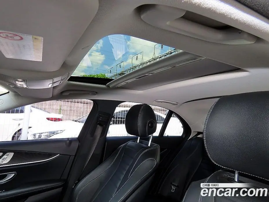 Mercedes-Benz E-Class 2016 1.9 автомат (гидро), фото 17 Mercedes-Benz E-Class 2016 1.9 автомат (гидро), фото 17