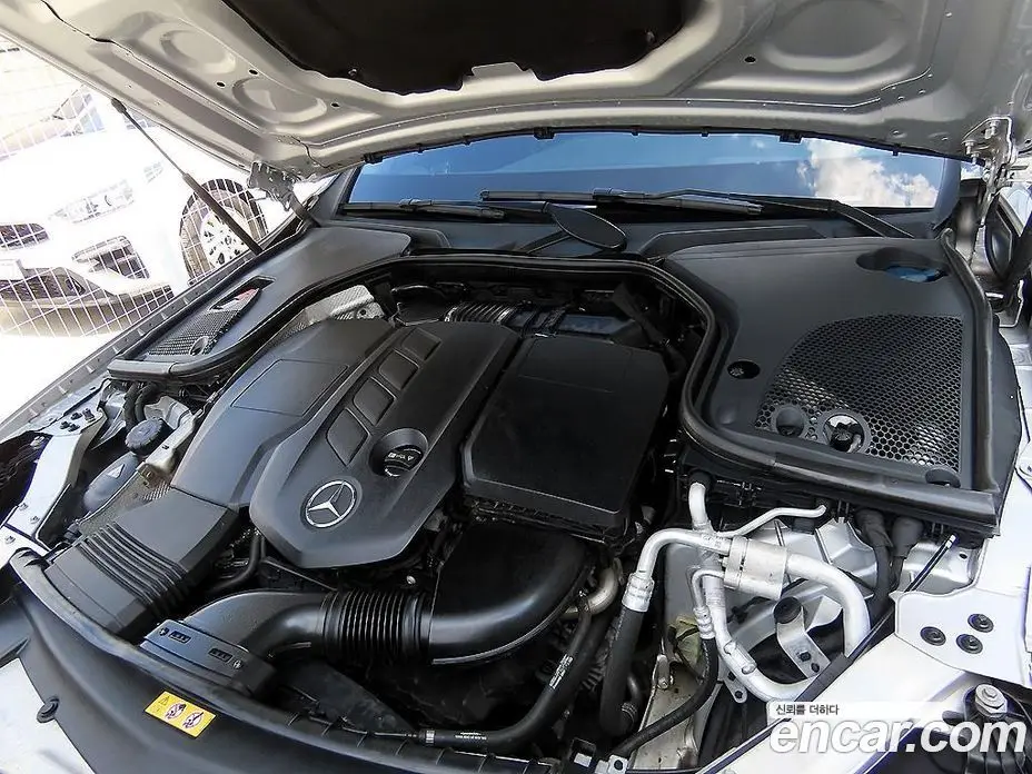 Mercedes-Benz E-Class 2016 1.9 автомат (гидро), фото 19 Mercedes-Benz E-Class 2016 1.9 автомат (гидро), фото 19