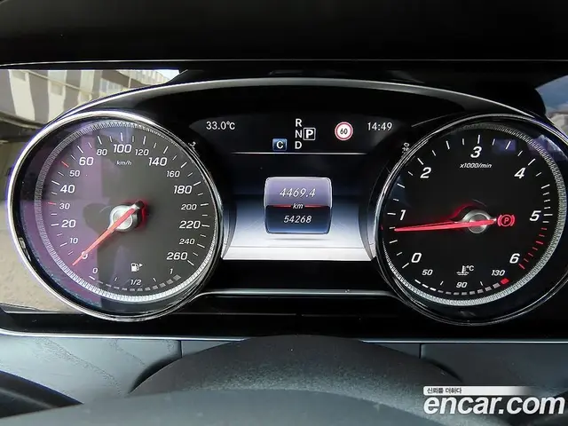 Mercedes-Benz E-Class 2016 1.9 автомат (гидро), миниатюра 9 Mercedes-Benz E-Class 2016 1.9 автомат (гидро), миниатюра 9
